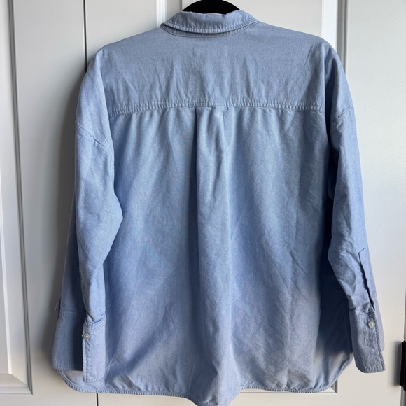 Everlane The Boxy Oxford Shirt in Light Blue Organic Cotton - Size M - Picture 2 of 6